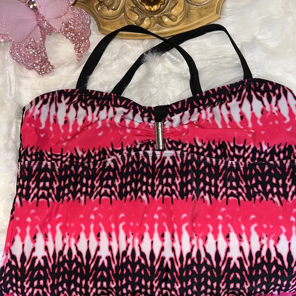 Tankini 2pc pink & black XL short set W/ silver tone accent by Zulily. - Picture 4 of 10